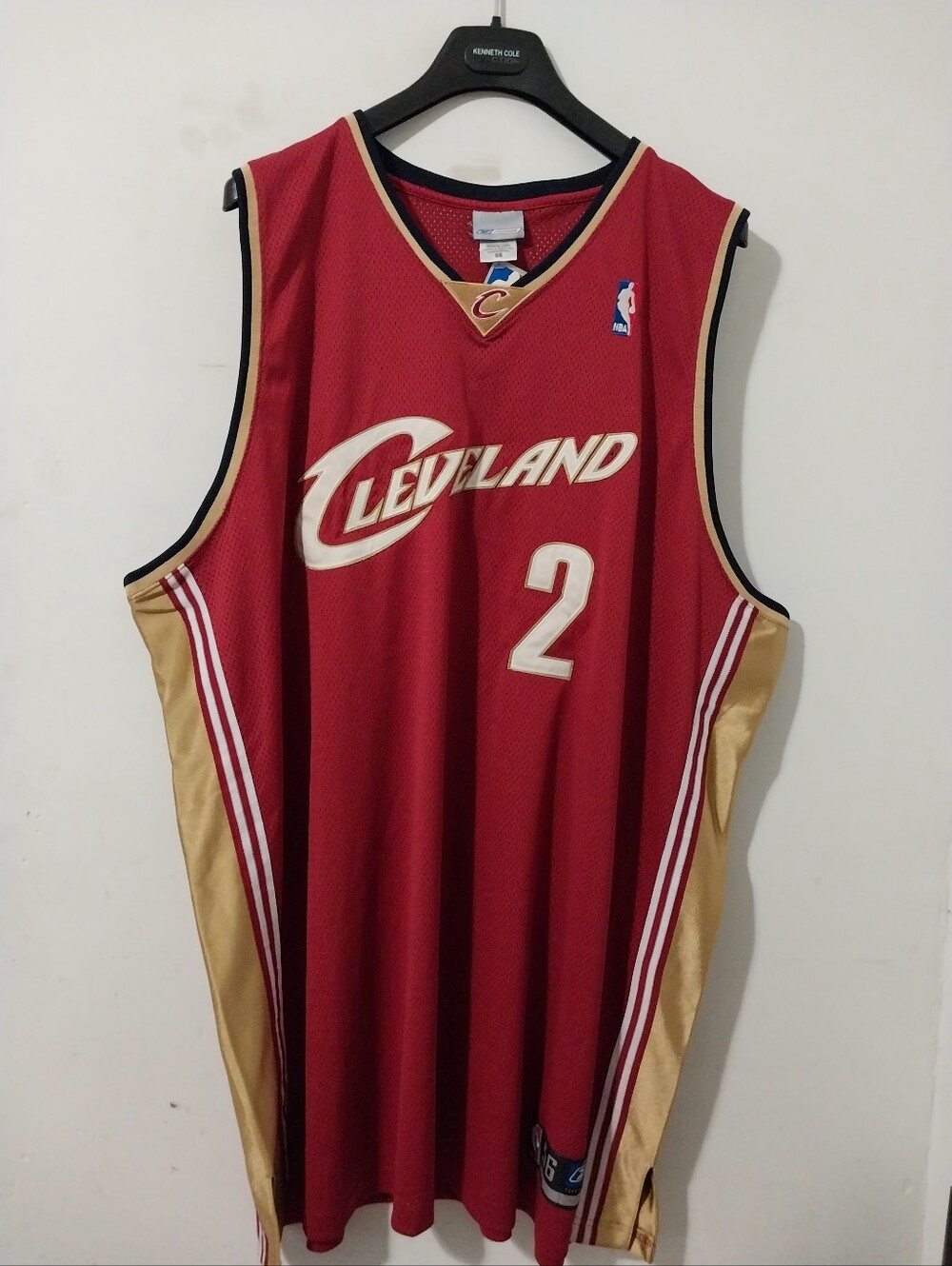 Reebok Authentic Vtg. Cleveland Cavaliers Dajaun Wagner Size 56 Away Jersey